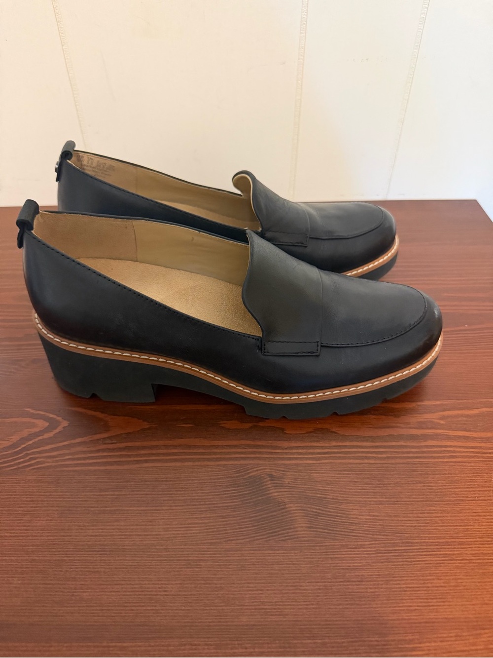 Naturalizer Black Leather Platform Loafers